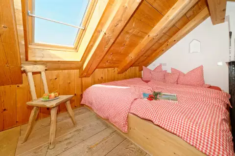 10_hagerhof-chiemsee_ferienwohnung_schlafzimmer-eltern