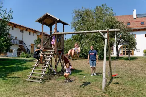 02_hagerhof-chiemsee_kinderspielplatz