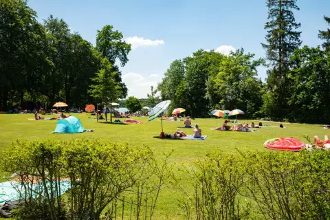 01_hagerhof-chiemsee_schwimmen_hartsee